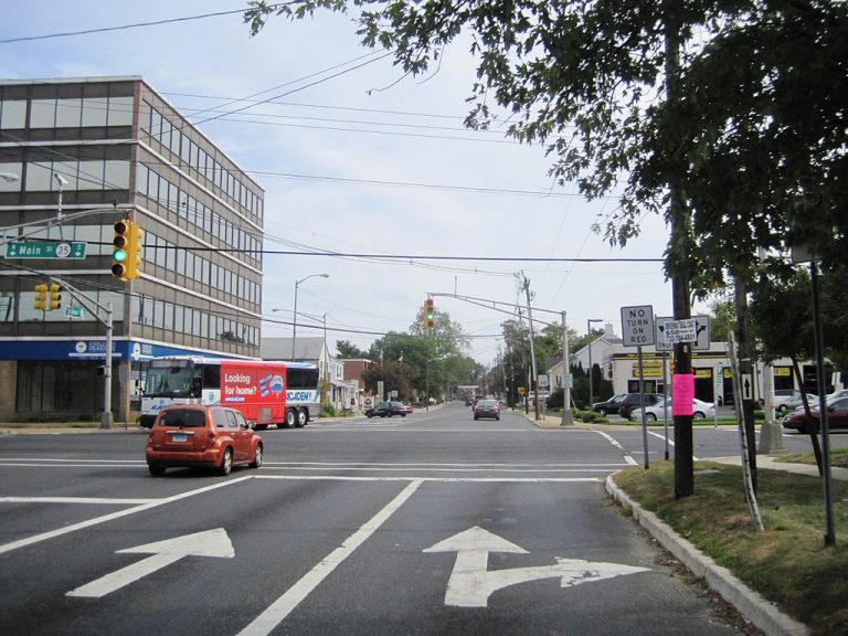 Eatontown, NJ - Route 71 at 35
